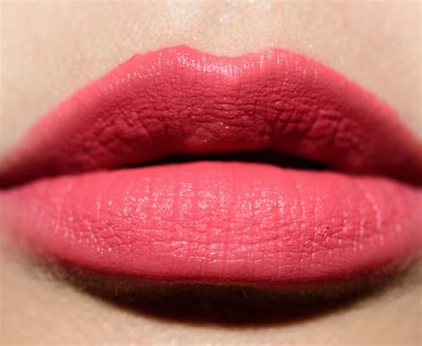 Ultra Blotted Lip .